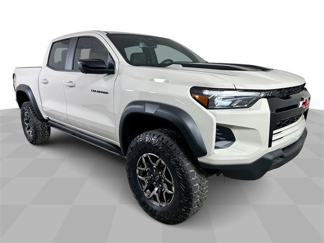2026 Chevrolet Colorado ZR2 photo 2
