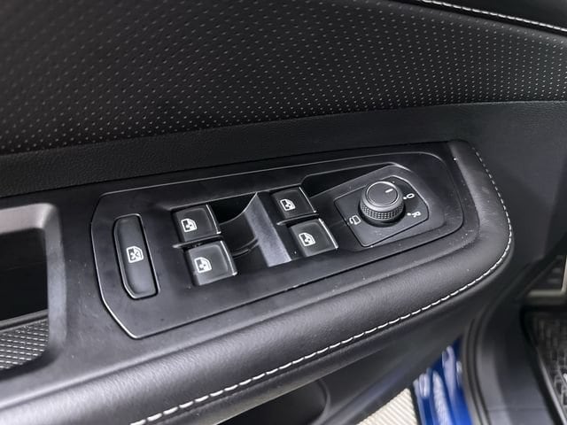 2026 Volkswagen Atlas Cross Sport SEL Premium R-LINE - Photo 24