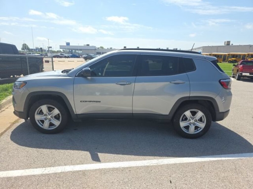 Used 2022 Jeep Compass Latitude