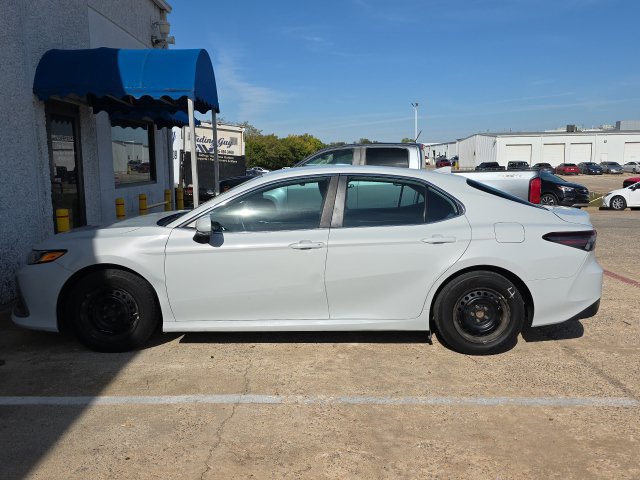 Used 2022 Toyota Camry Hybrid LE