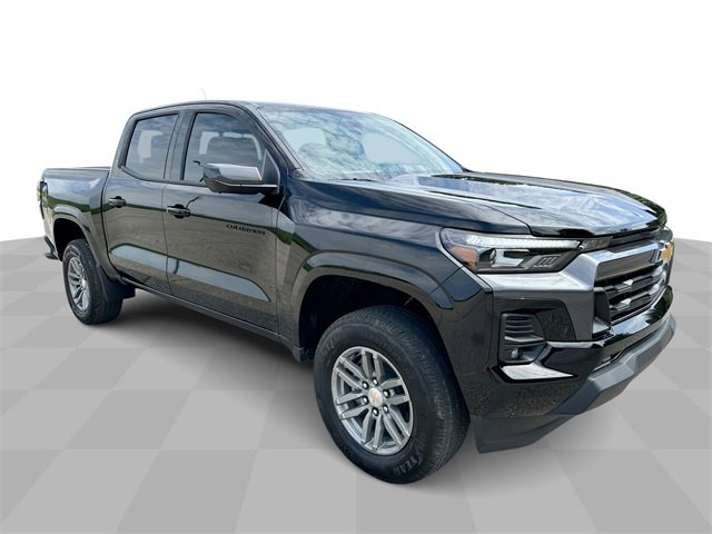 2026 Chevrolet Colorado LT photo 2