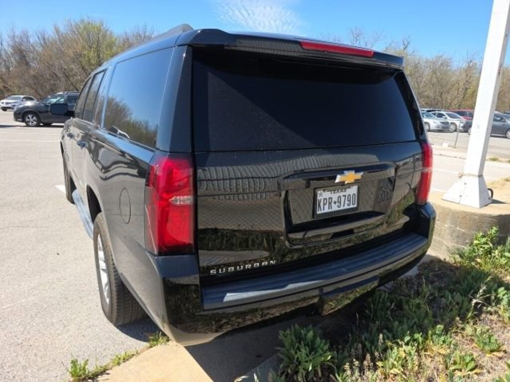 Used 2018 Chevrolet Suburban LT SUV
