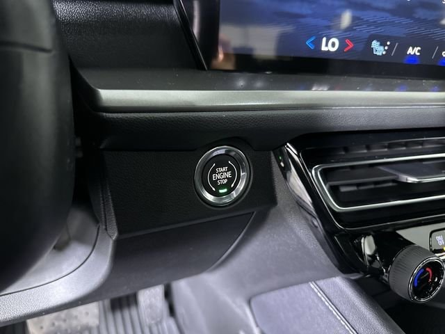 2026 Chevrolet Traverse LT - Photo 18