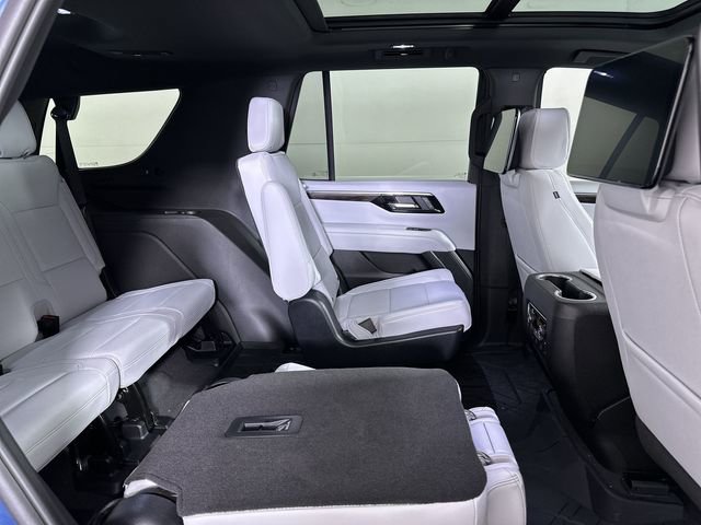 2025 Chevrolet Tahoe Premier - Photo 29