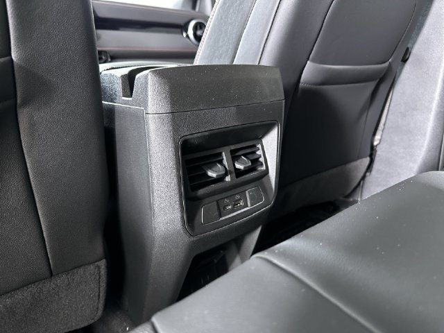 2026 Chevrolet Colorado Z71 - Photo 23