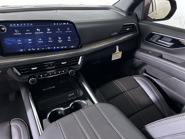 2025 Chevrolet Suburban High Country - Photo 37