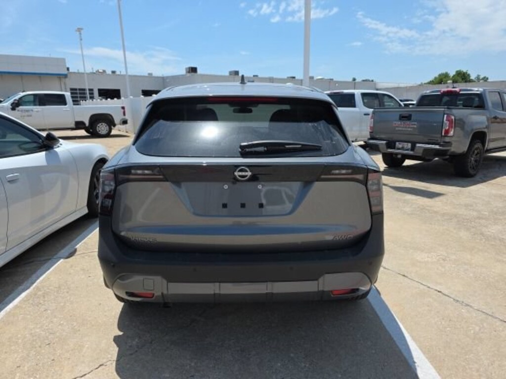 Used 2025 Nissan Kicks SV