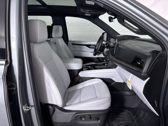 2025 Chevrolet Tahoe Premier - Photo 30