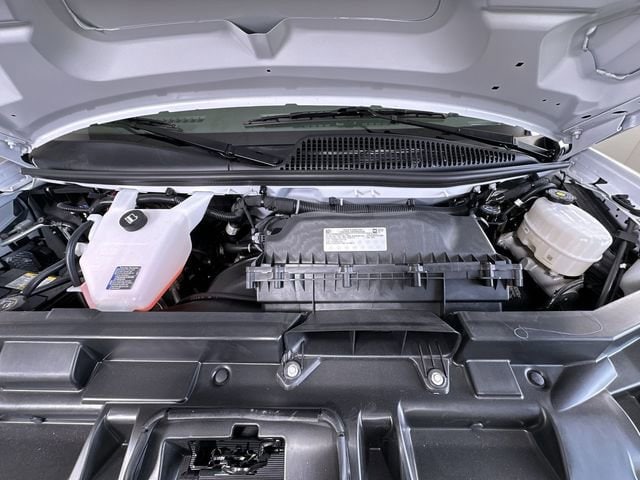 2025 Chevrolet Express Cargo Work Van - Photo 28