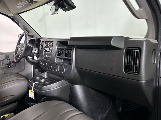 2025 Chevrolet Express Cargo Work Van - Photo 27