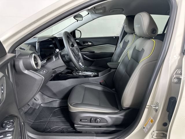 2026 Chevrolet Trax Activ - Photo 21