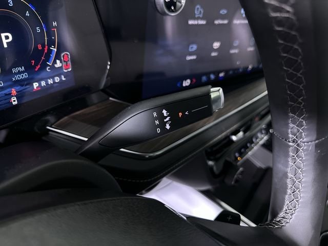 2025 Chevrolet Tahoe Premier - Photo 17