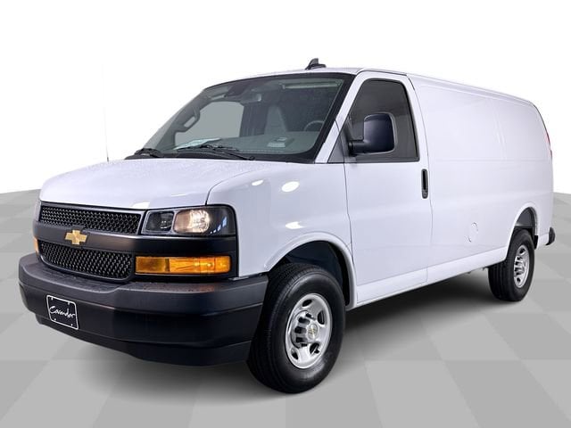 2025 Chevrolet Express 2500 Work Van HD's photo