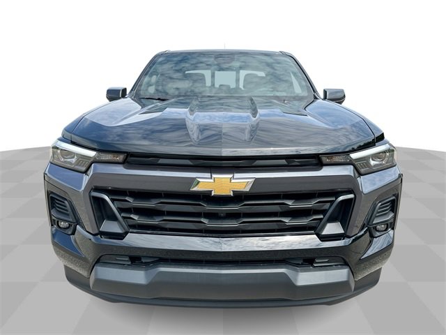 2026 Chevrolet Colorado LT photo 3