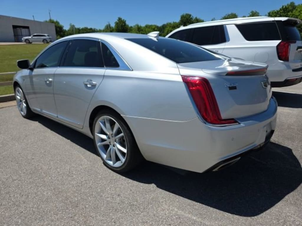 Used 2019 CADILLAC XTS Premium Luxury Car