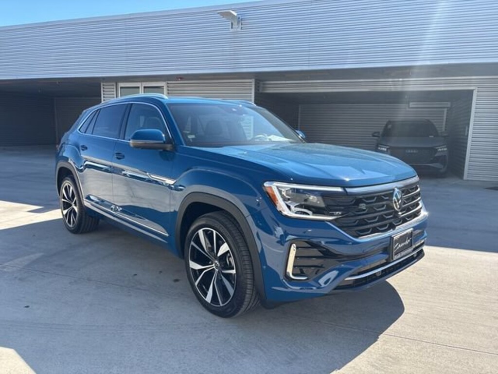 Used 2026 Volkswagen Atlas Cross Sport 2.0T SEL Premium R-Line