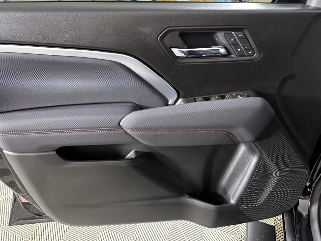 2026 Chevrolet Colorado Z71 - Photo 24