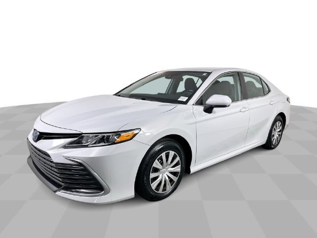 Used 2022 Toyota Camry Hybrid LE
