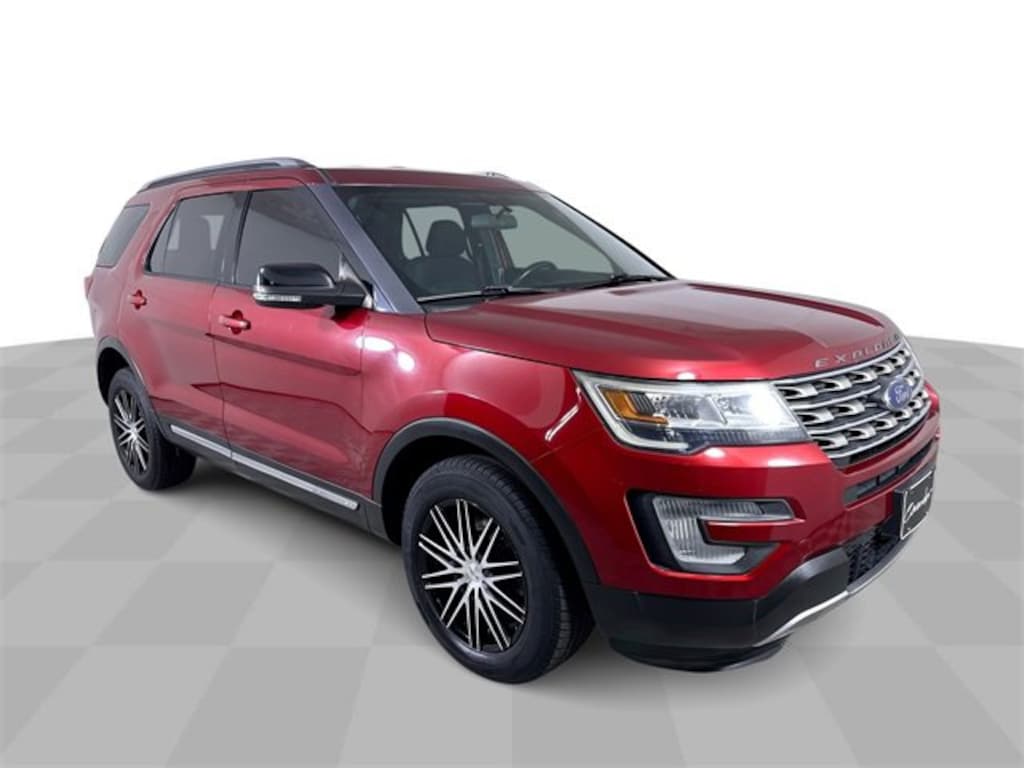 Used 2017 Ford Explorer XLT