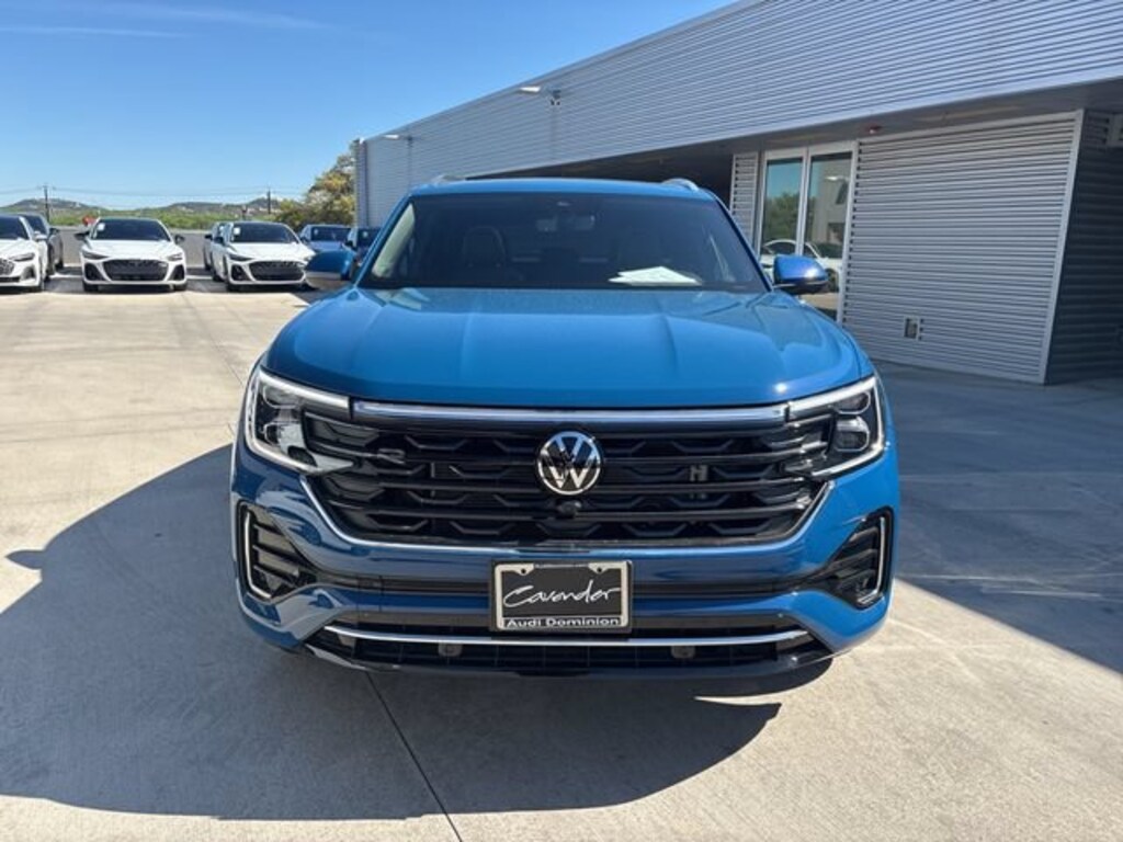 Used 2026 Volkswagen Atlas Cross Sport 2.0T SEL Premium R-Line
