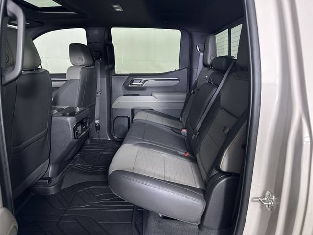 2026 Chevrolet Silverado 1500 ZR2 - Photo 27