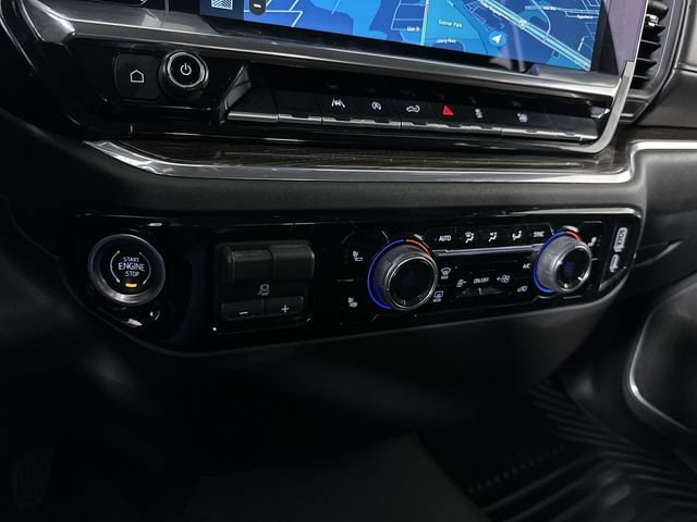 2025 Chevrolet Silverado 1500 LT - Photo 17