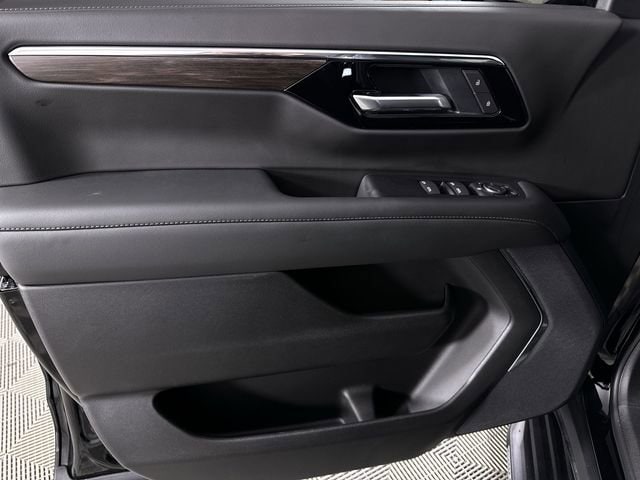 2026 Chevrolet Tahoe LS - Photo 23