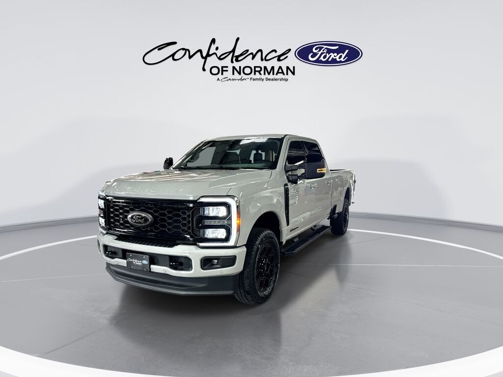 New 2026 Ford F-350SD Lariat Truck Crew Cab