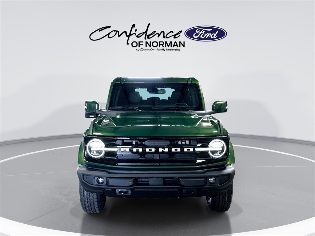 New 2025 Ford Bronco Outer Banks SUV
