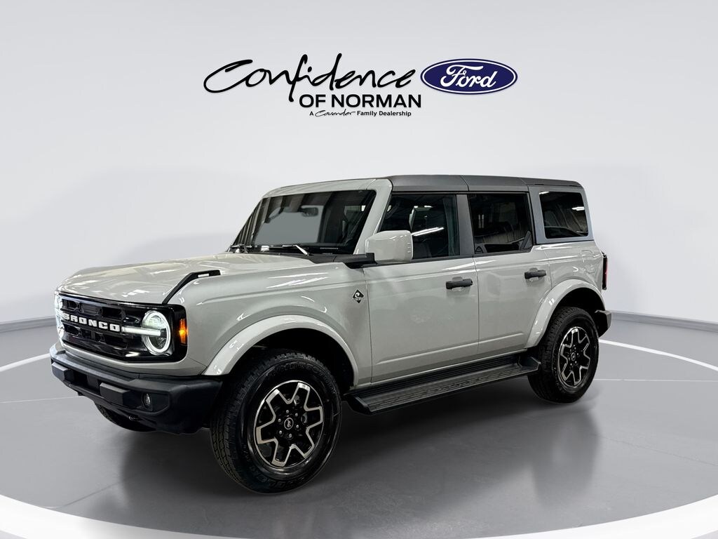 New 2026 Ford Bronco Outer Banks SUV