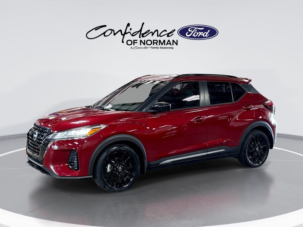 Used 2023 Nissan Kicks SR Premium SUV