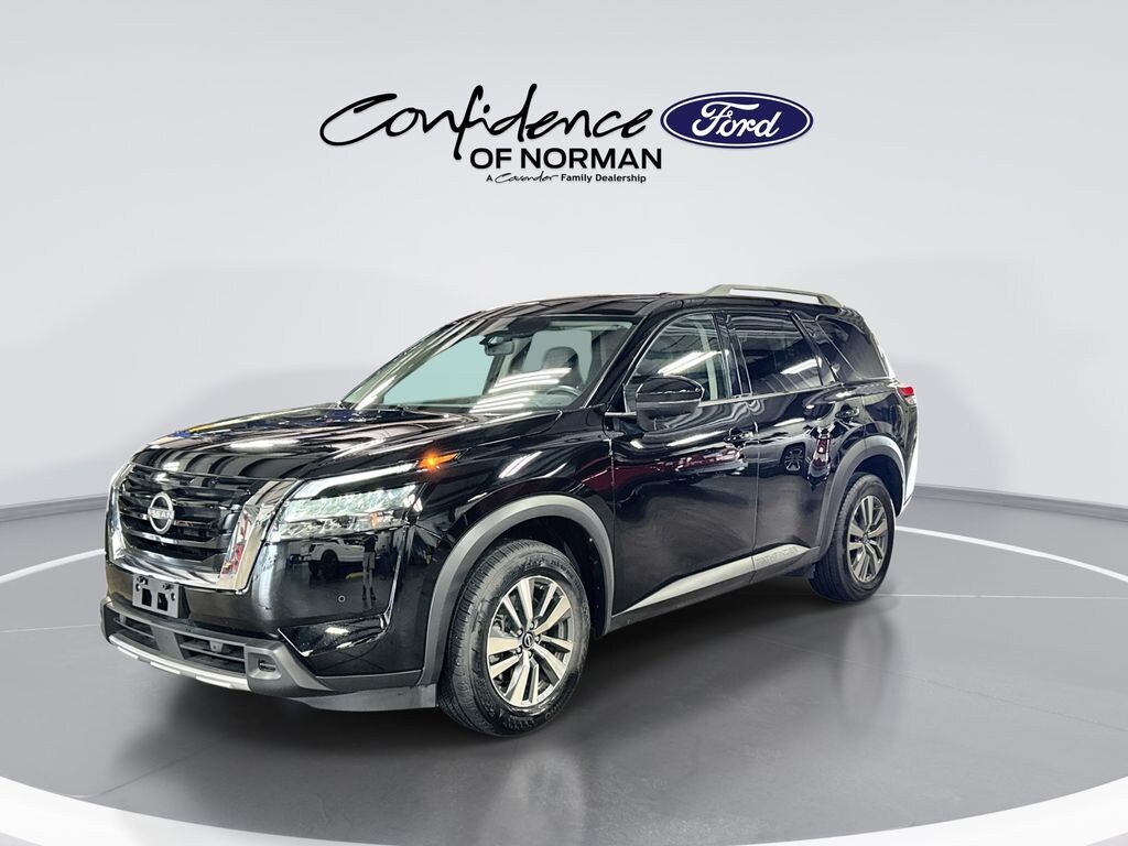 Used 2025 Nissan Pathfinder SL SUV