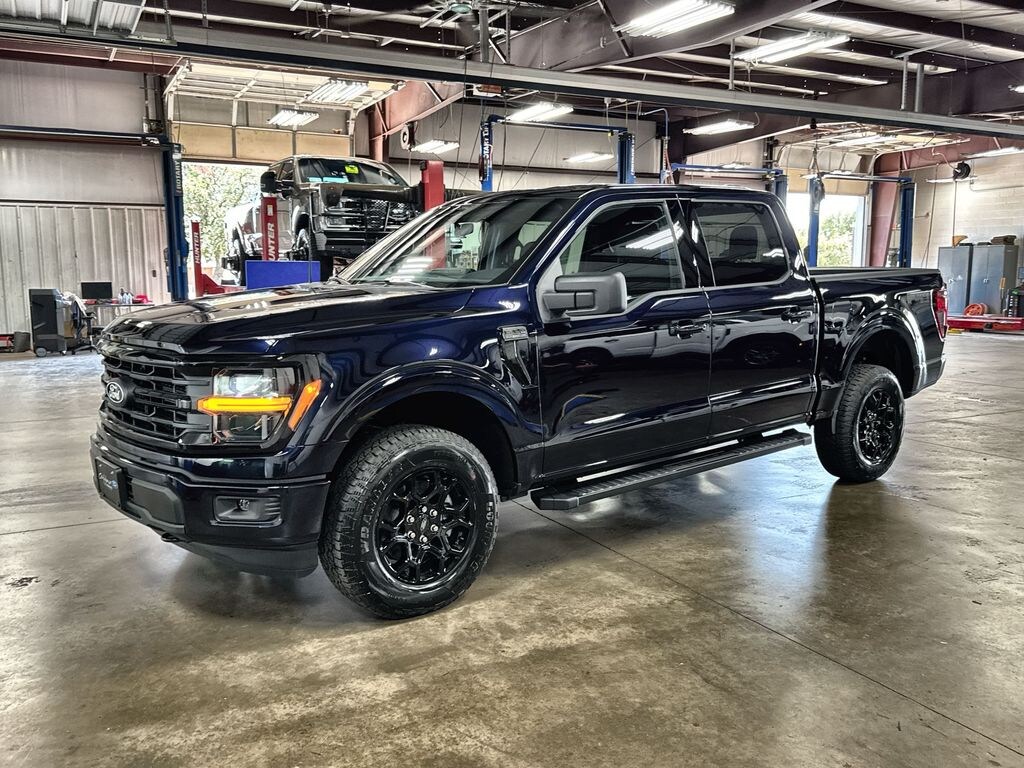 New 2026 Ford F-150 XLT Truck SuperCrew Cab