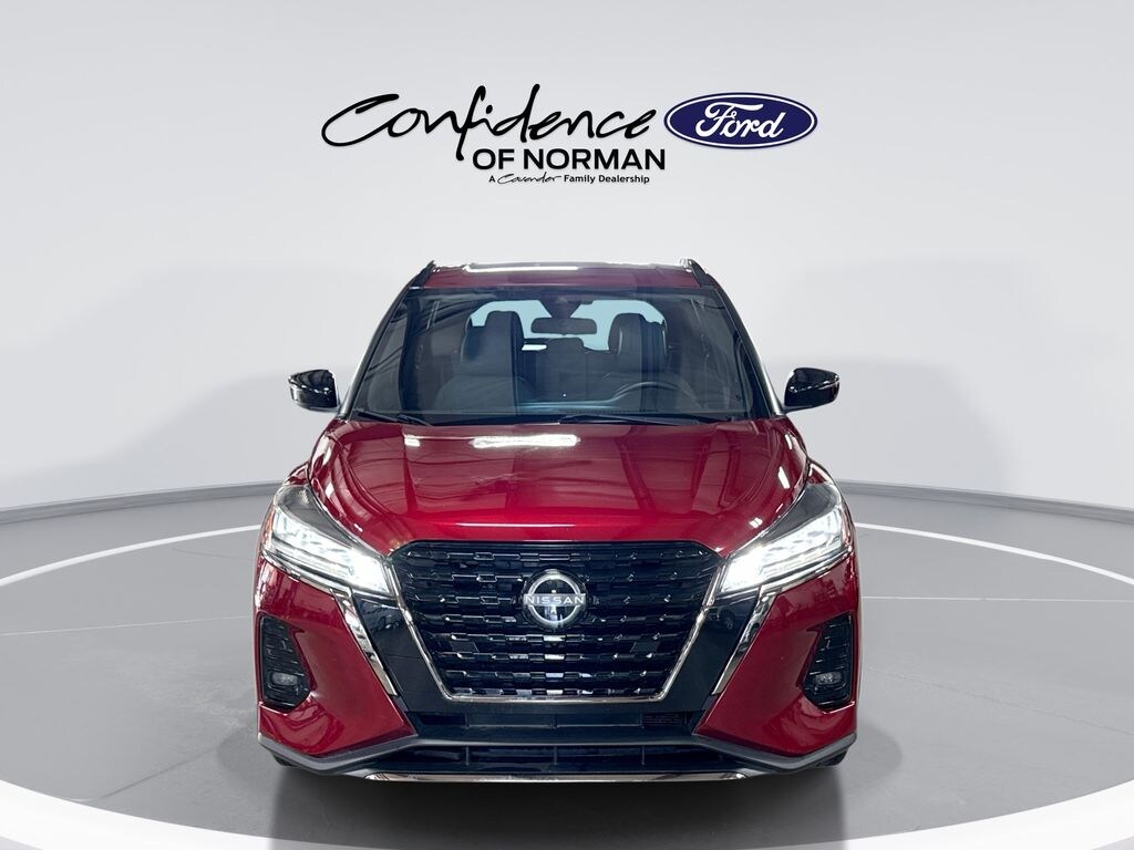 Used 2023 Nissan Kicks SR Premium SUV