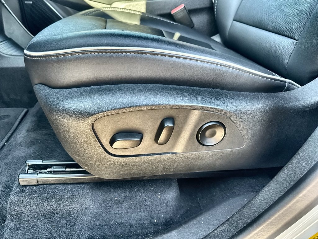 Used 2025 Buick Enclave Preferred SUV