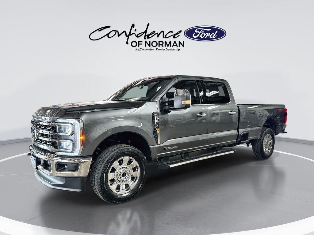 New 2026 Ford F-350SD Lariat Truck Crew Cab