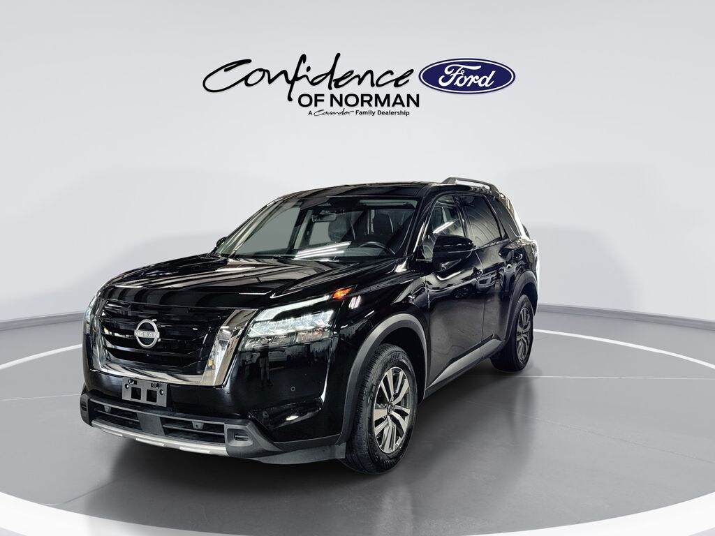 Used 2025 Nissan Pathfinder SL SUV