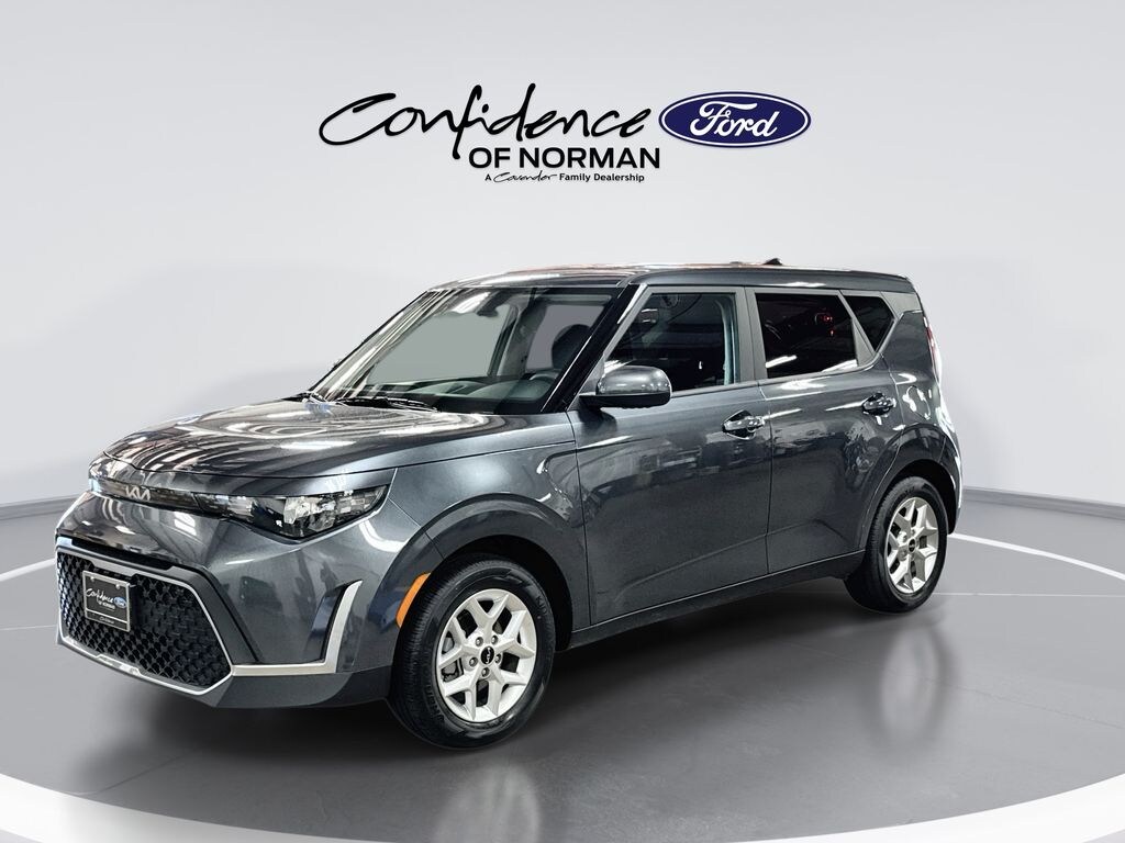 Used 2025 Kia Soul LX Technology Hatchback