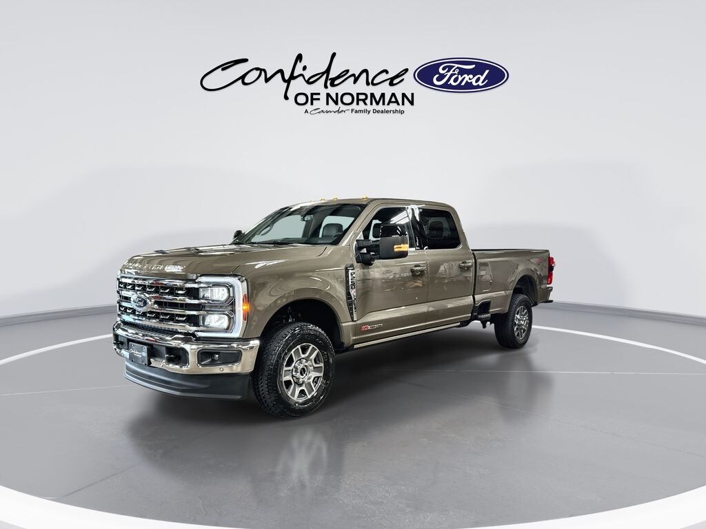 New 2026 Ford F-250SD Lariat Truck Crew Cab