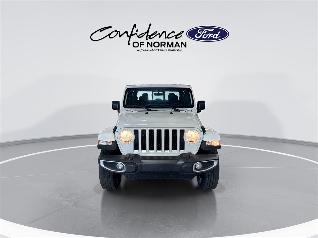 Used 2023 Jeep Gladiator Overland Truck