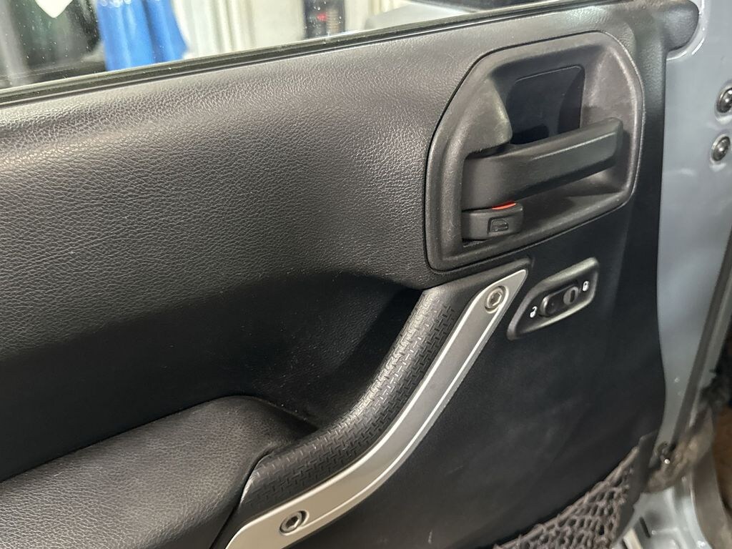 Used 2014 Jeep Wrangler Unlimited Rubicon SUV