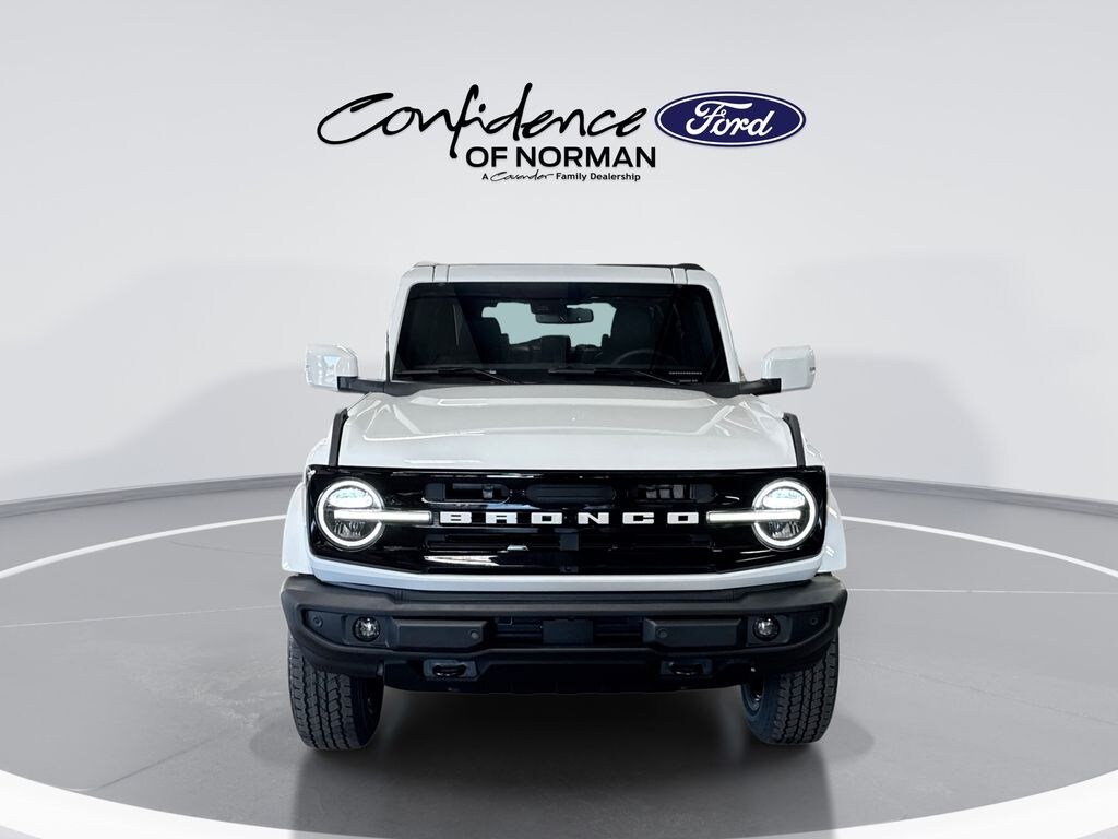 New 2025 Ford Bronco Outer Banks SUV