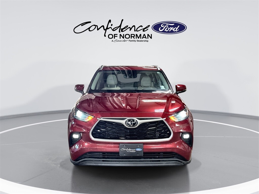 Used 2022 Toyota Highlander XLE SUV