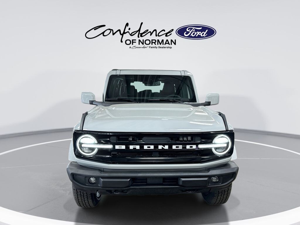 New 2026 Ford Bronco Outer Banks SUV