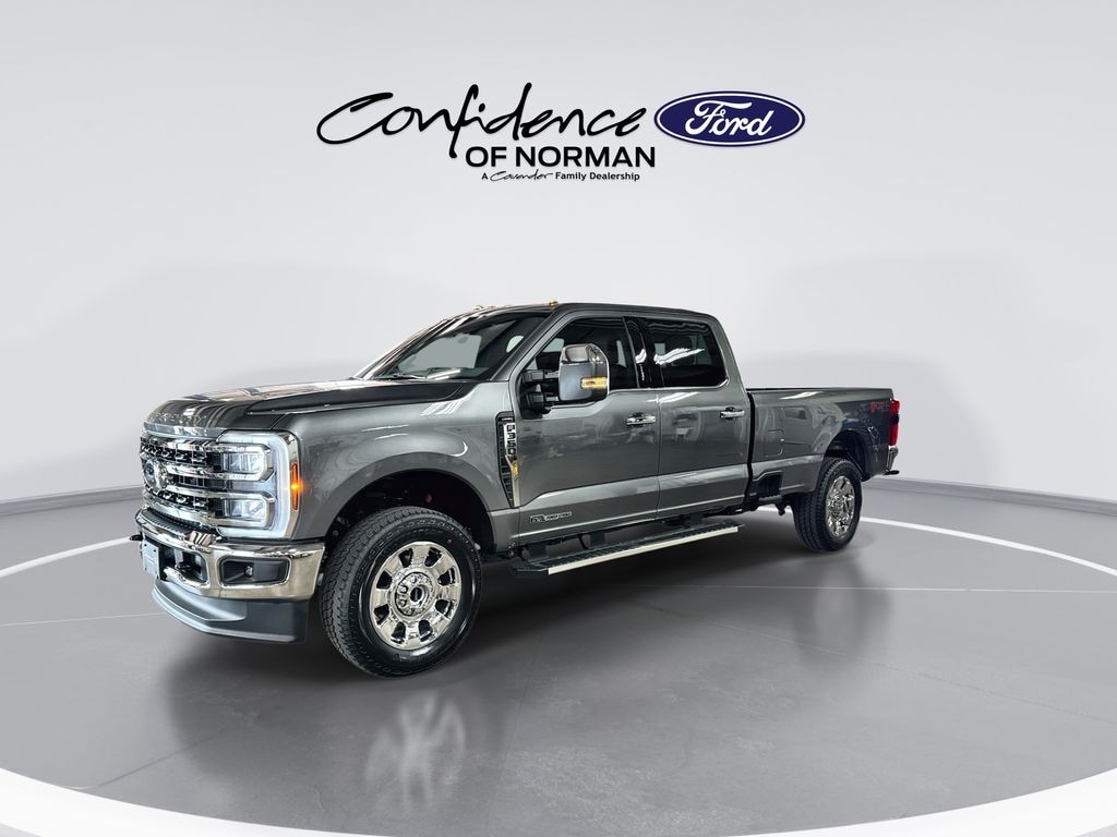 New 2026 Ford F-350SD Lariat Truck Crew Cab