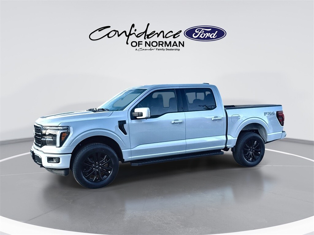 2025 Ford F-150 Lariat photo 4