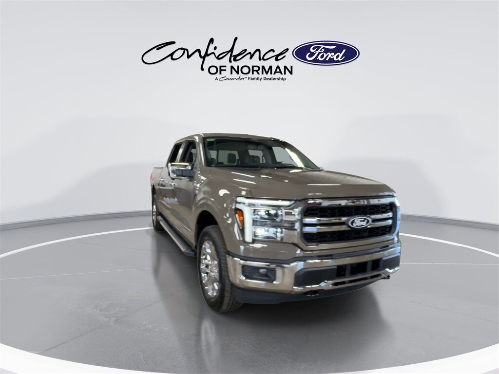 2025 Ford F-150 Lariat photo 2