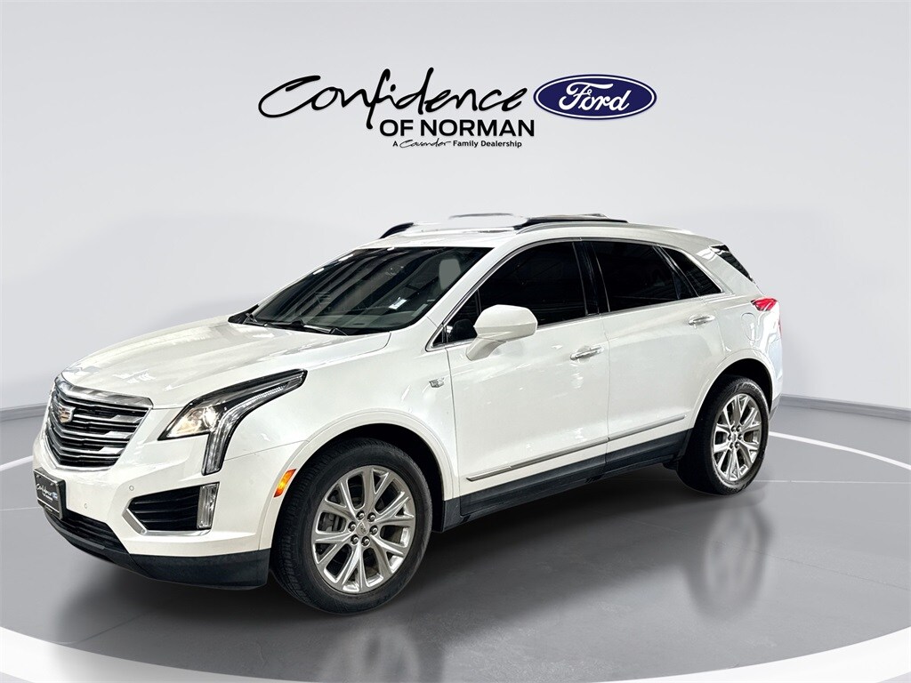 2018 Cadillac XT5 Luxury photo 3