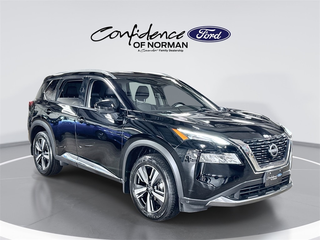 2023 Nissan Rogue SL's photo