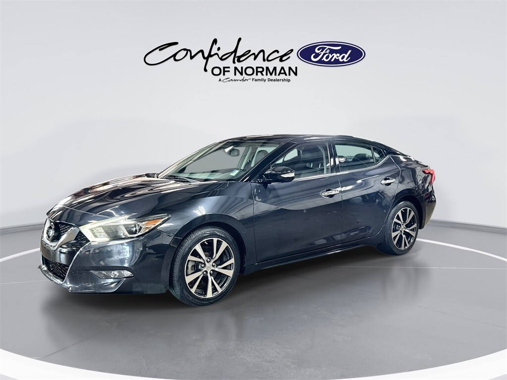 2017 Nissan Maxima SV photo 4